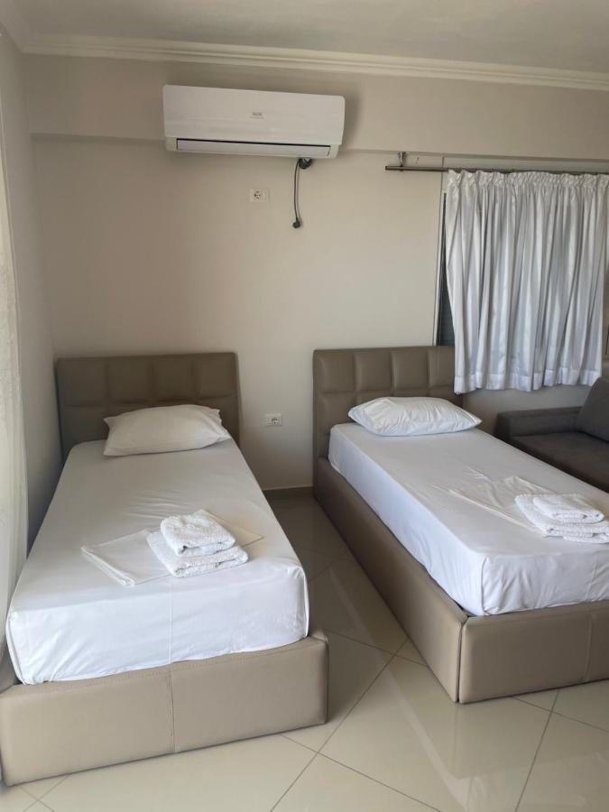 Xhulio Apartments Saranda Dış mekan fotoğraf