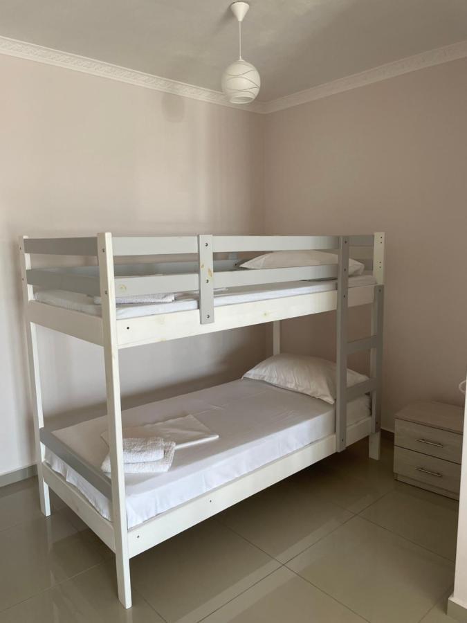 Xhulio Apartments Saranda Dış mekan fotoğraf