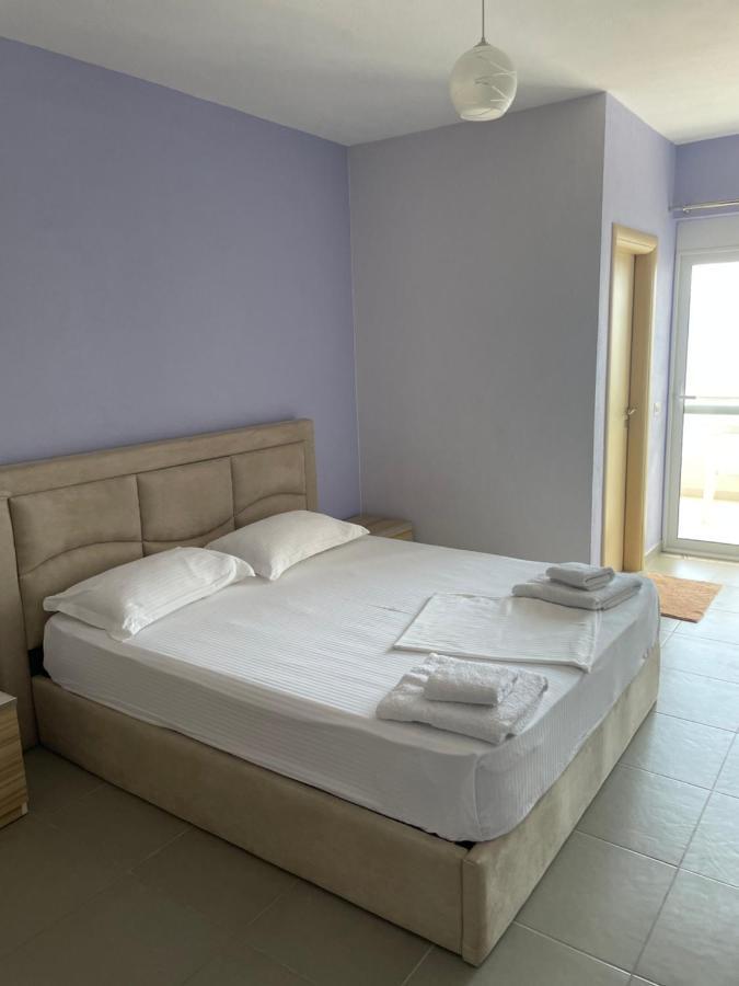 Xhulio Apartments Saranda Dış mekan fotoğraf