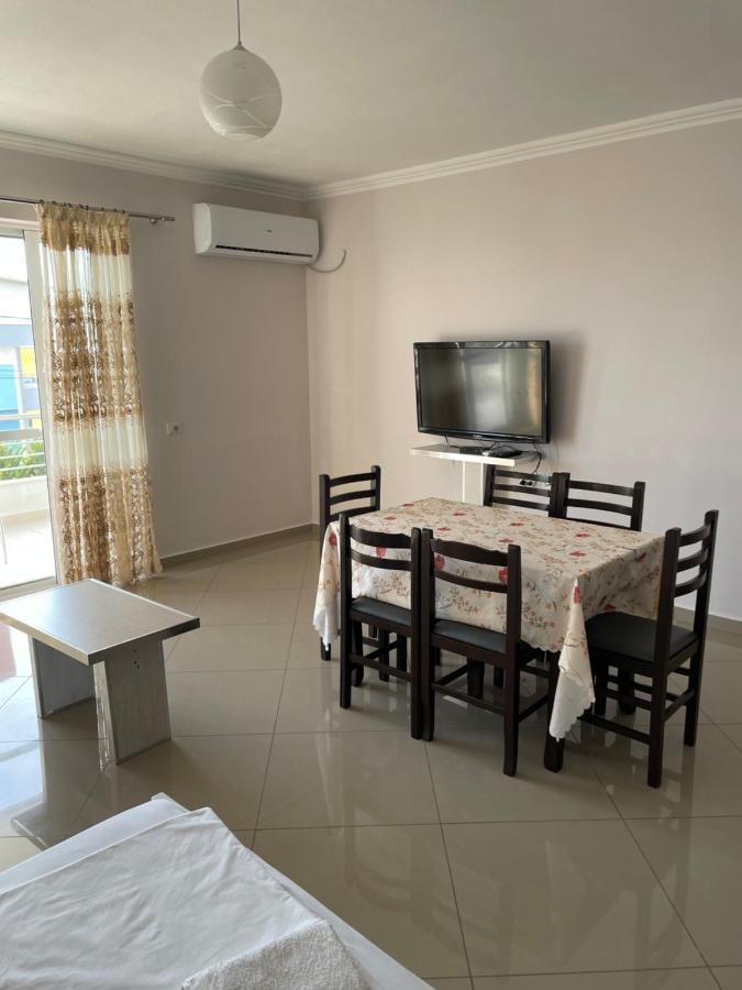 Xhulio Apartments Saranda Dış mekan fotoğraf