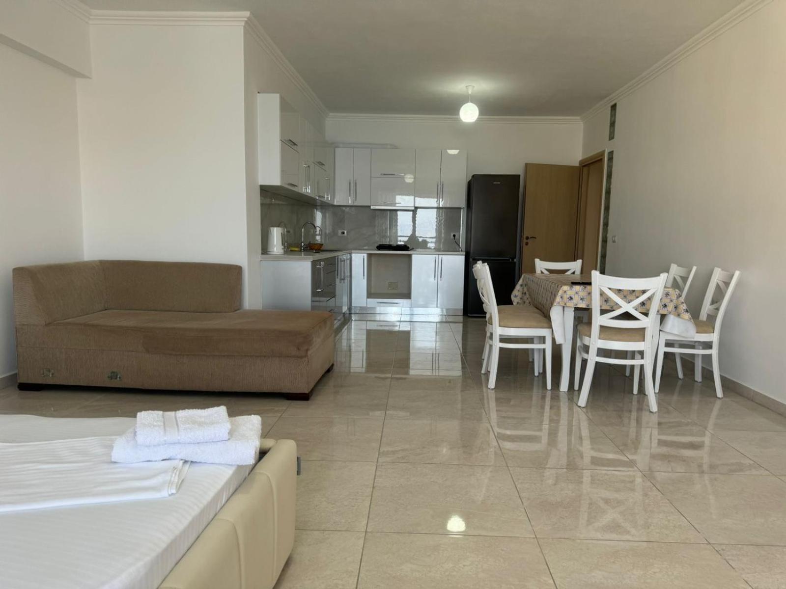 Xhulio Apartments Saranda Dış mekan fotoğraf