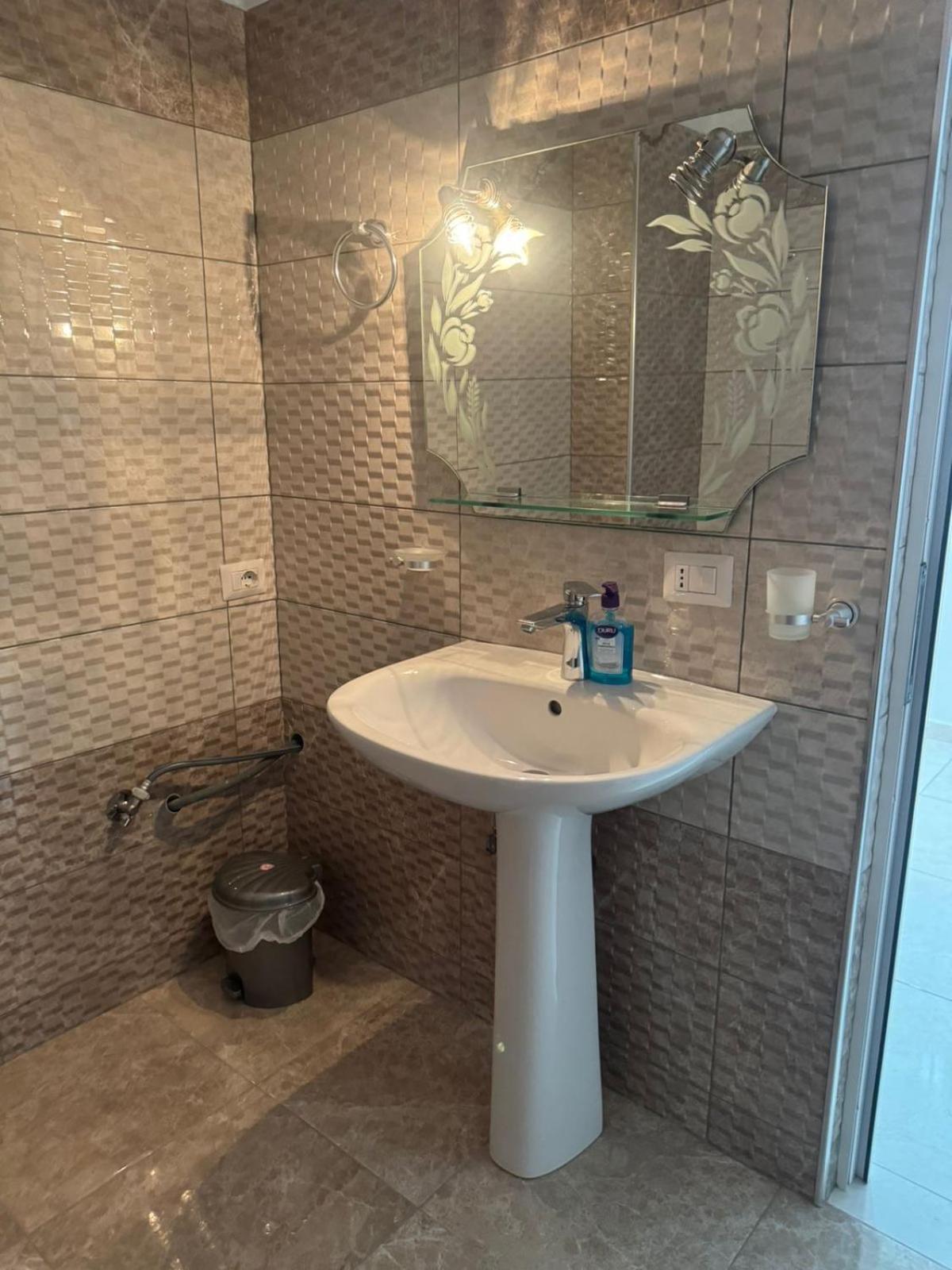 Xhulio Apartments Saranda Dış mekan fotoğraf