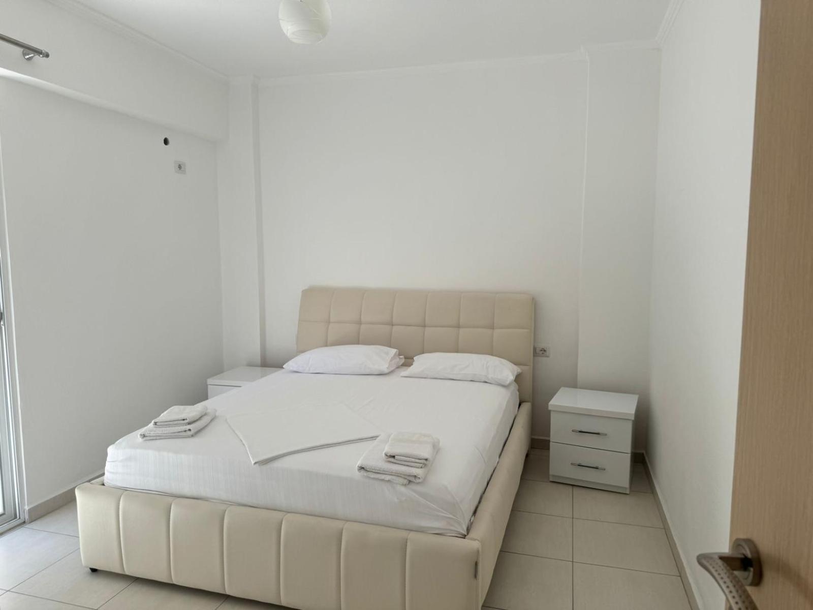 Xhulio Apartments Saranda Dış mekan fotoğraf
